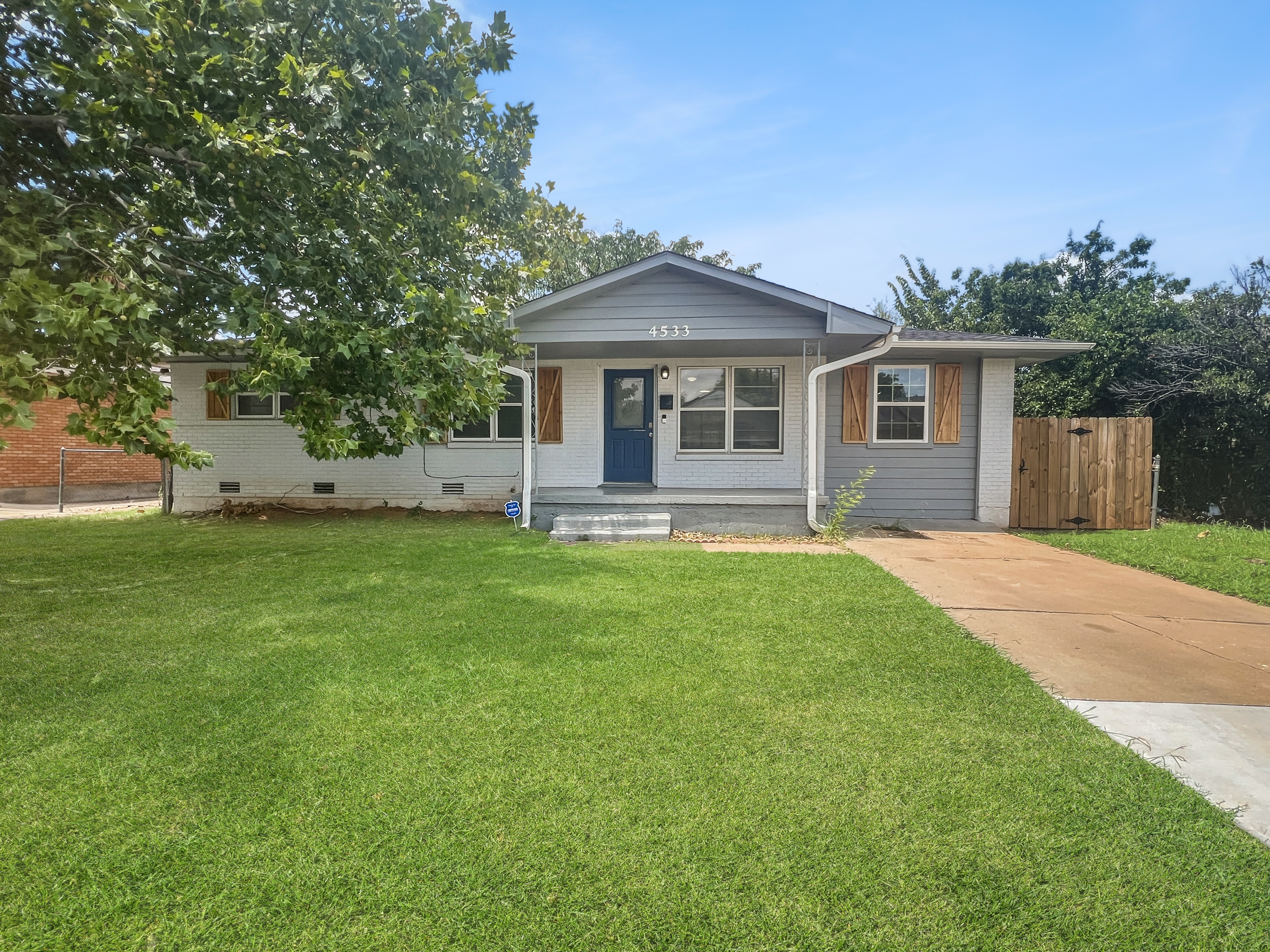 4533 Southwest Beta Avenue